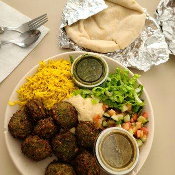 Garbanzo Mediterranean Fresh restaurant in Reno - photo 8