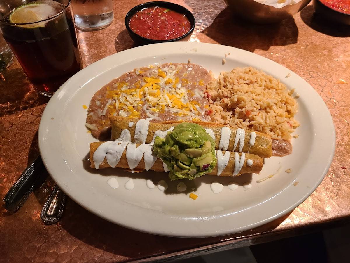 Savina's Mexican Kitchen (formerly La Loma) restaurant in Denver - photo 9