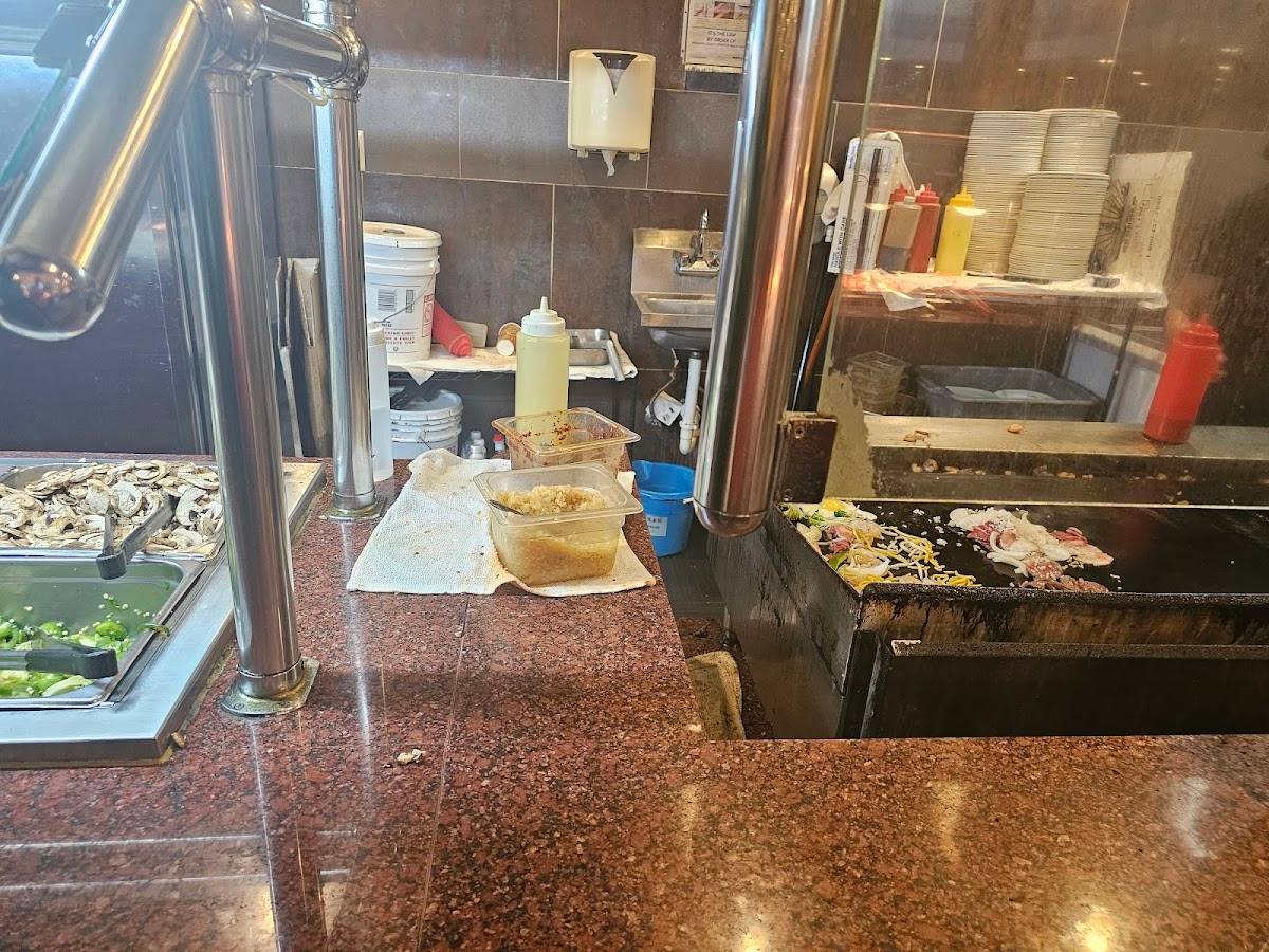 Hibachi Grill & Supreme Buffet restaurant in South Plainfield - photo 5