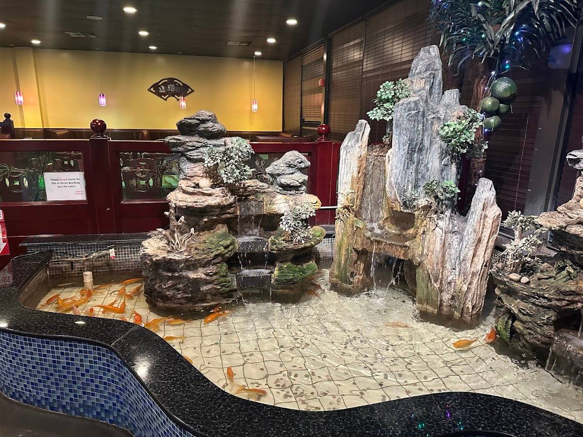 Hibachi Grill & Supreme Buffet restaurant in South Plainfield - photo 7