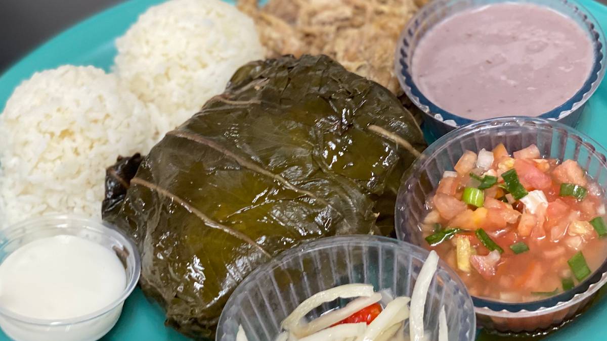 Kuhio Grille - Home Of The Famous 1lb Laulau restaurant in Hilo - photo 3