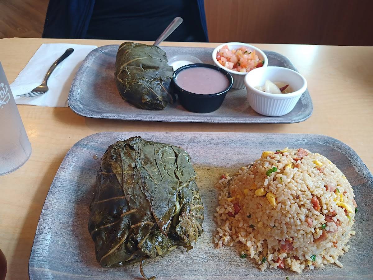 Kuhio Grille - Home Of The Famous 1lb Laulau restaurant in Hilo - photo 9