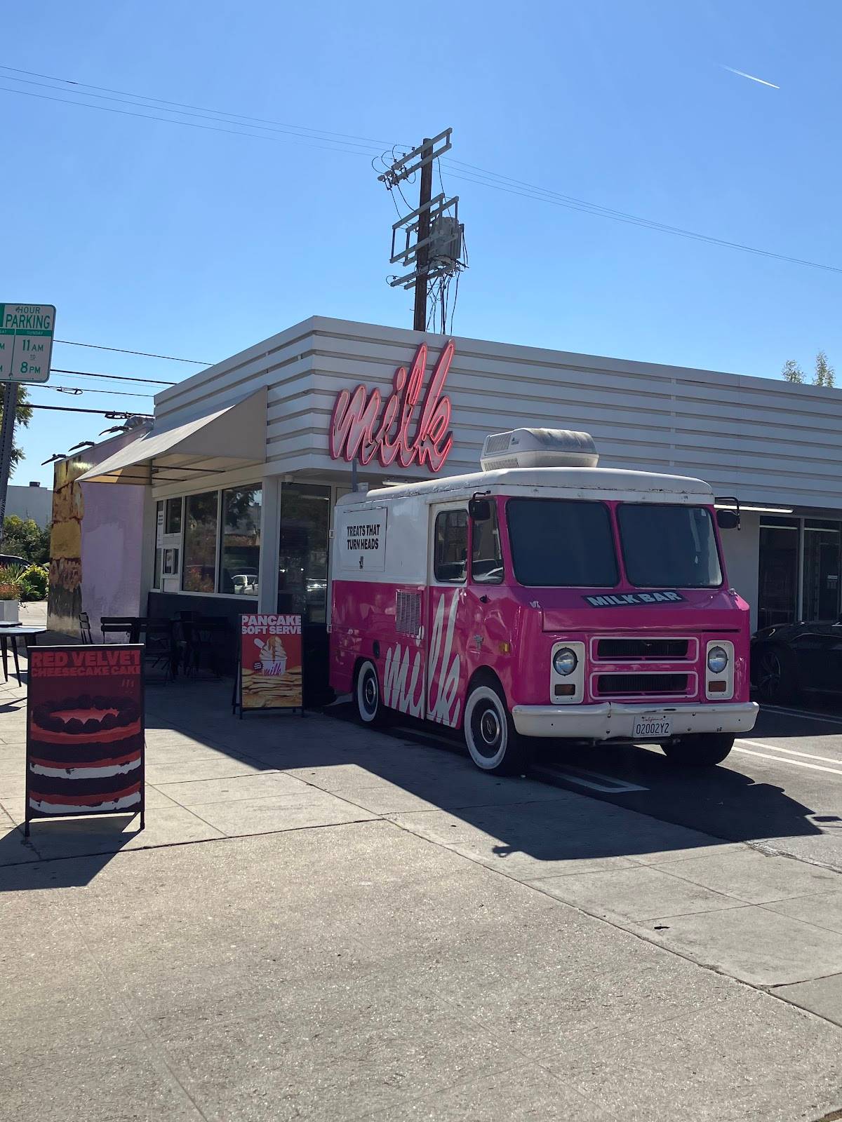 Milk Bar restaurant in Los Angeles - photo 3