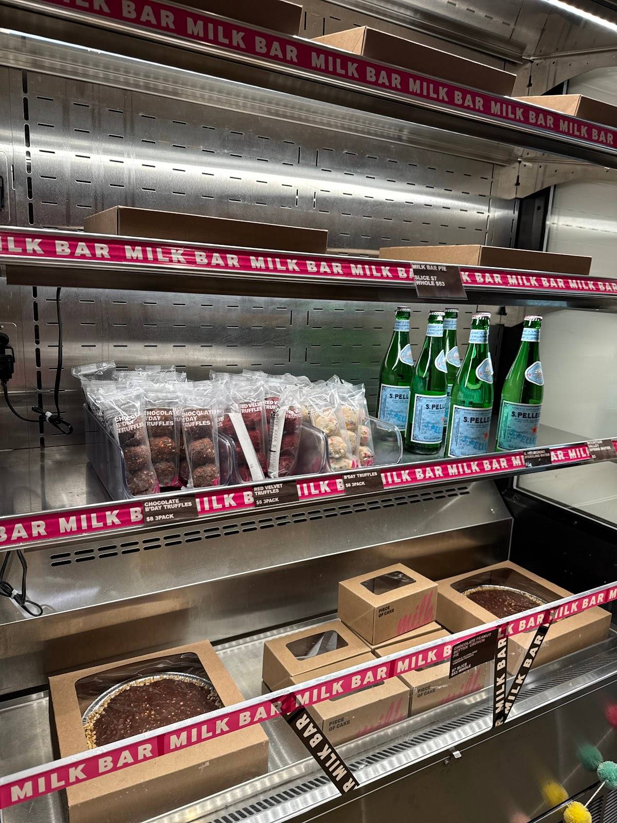 Milk Bar restaurant in Los Angeles - photo 10