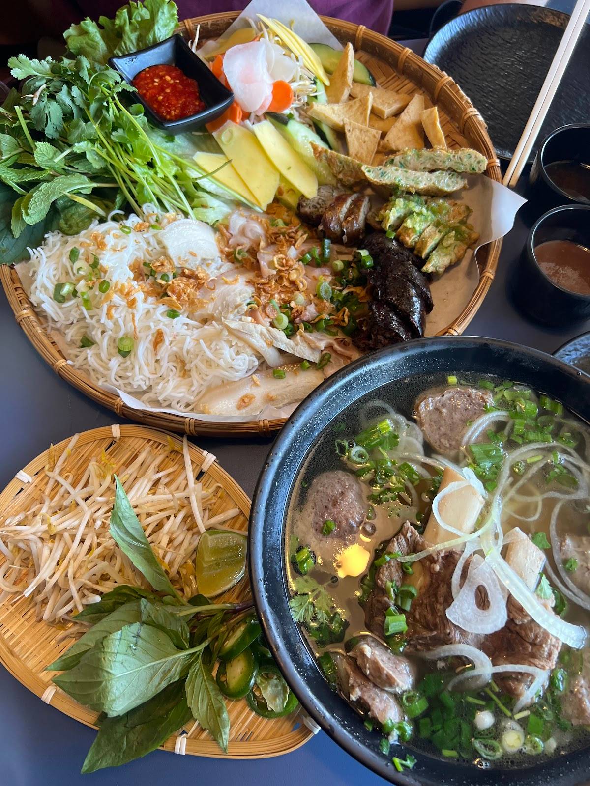 Com Nha Kitchen & Bar restaurant in Denver - photo 4