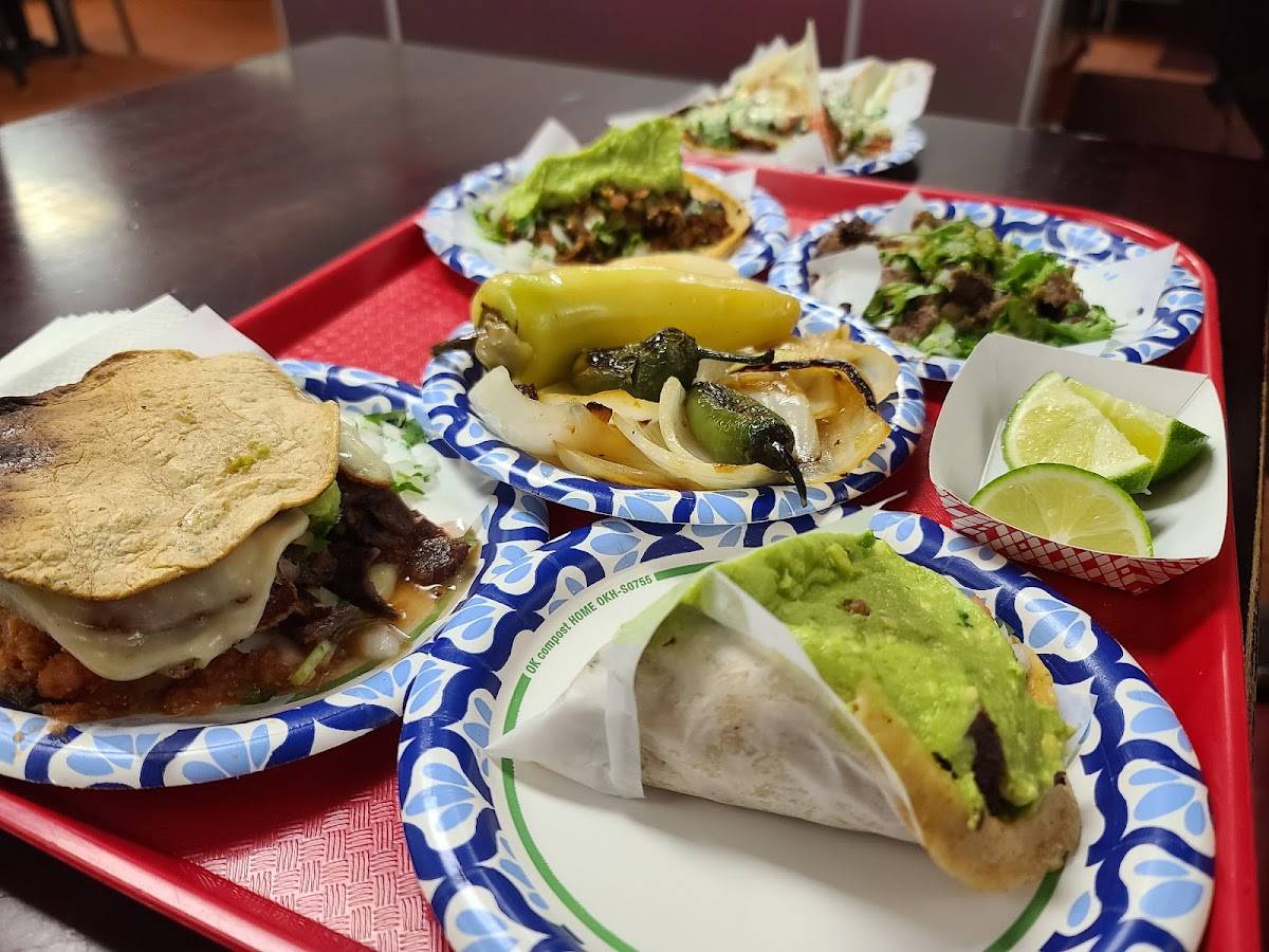 Tacos El Gordo - Photo 4