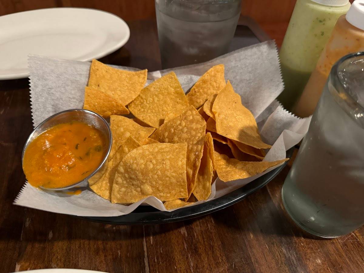 El Sol Restaurante & Tequileria restaurant in Washington - photo 4