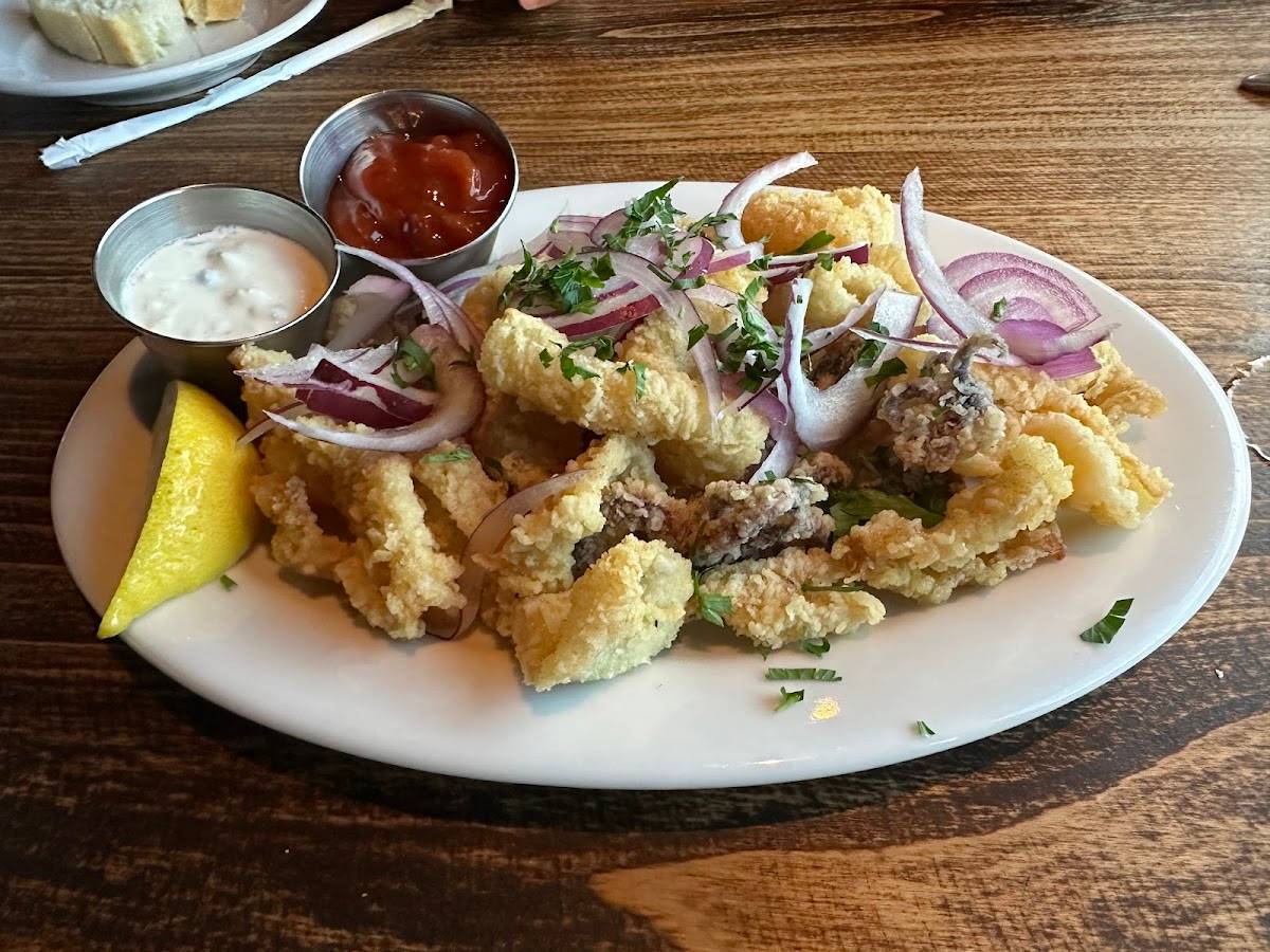 Old Fisherman’s Grotto restaurant in Monterey - photo 4