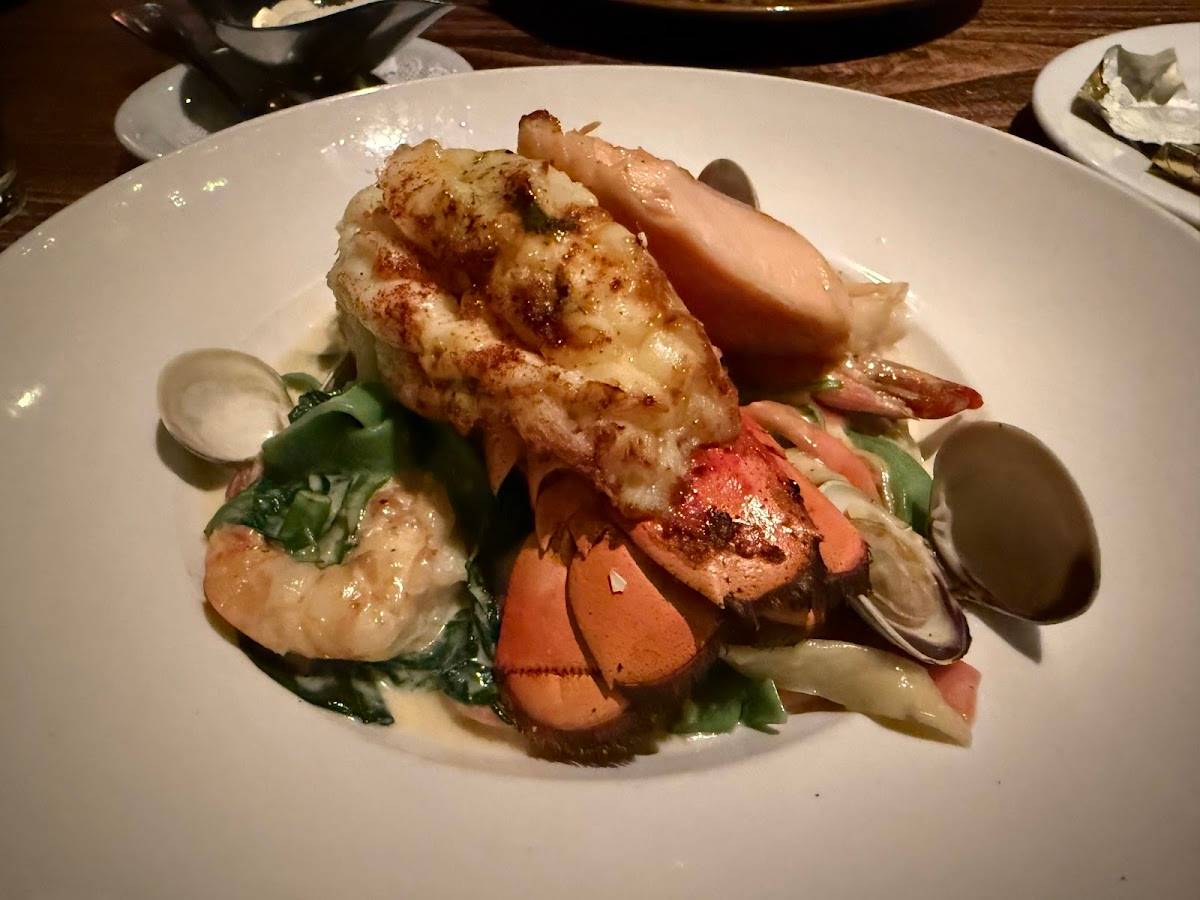 Old Fisherman’s Grotto restaurant in Monterey - photo 8