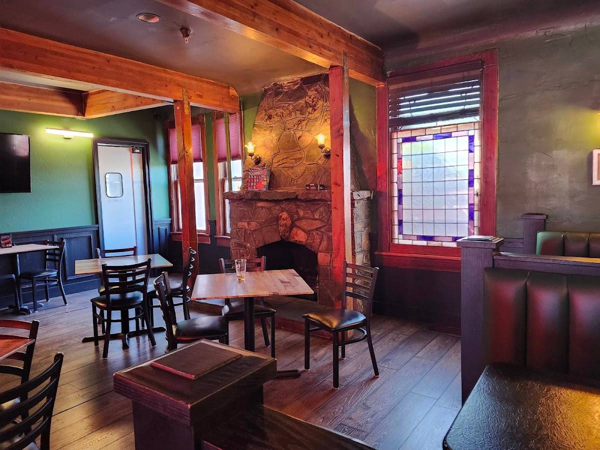 The Fox Restaurant & Brewery restaurant in Reno - photo 2