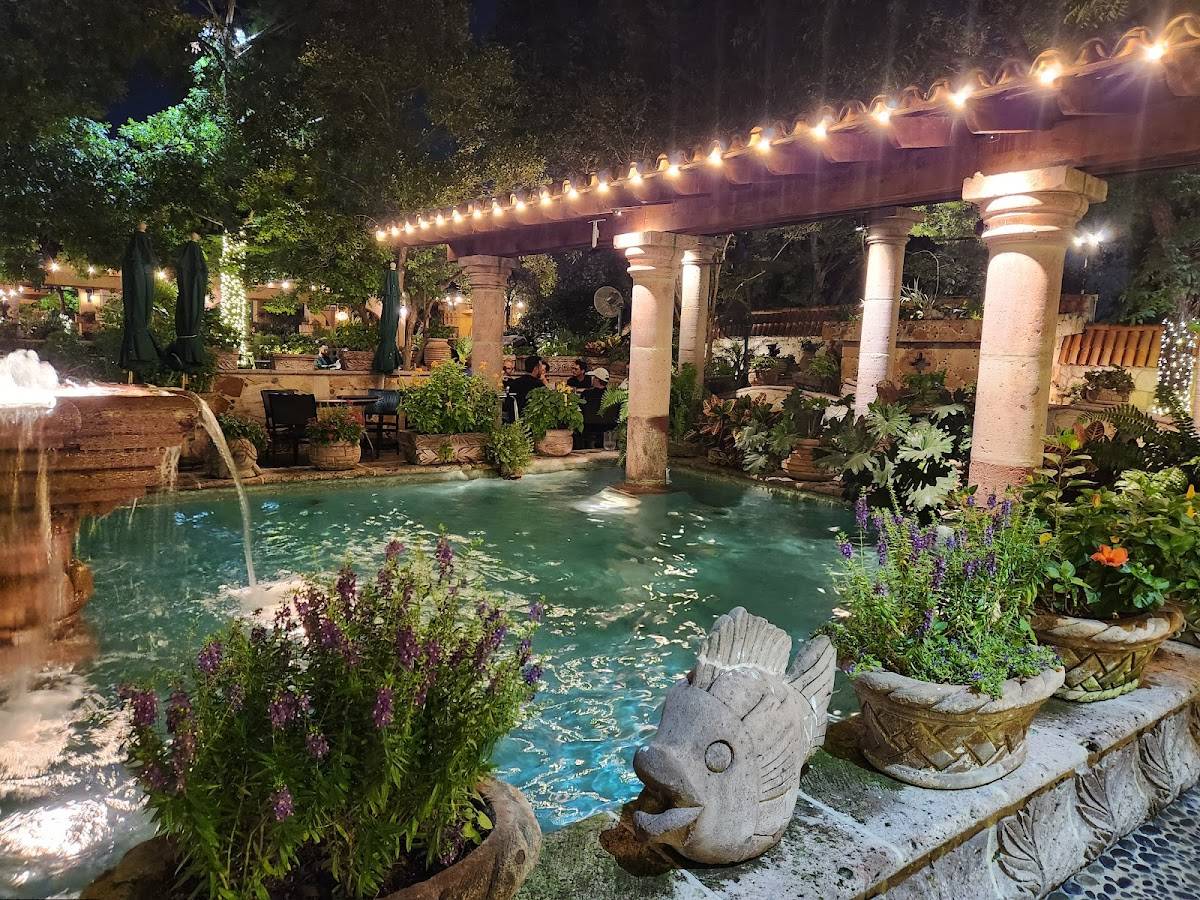 Joe T. Garcia's restaurant in Fort Worth - photo 9