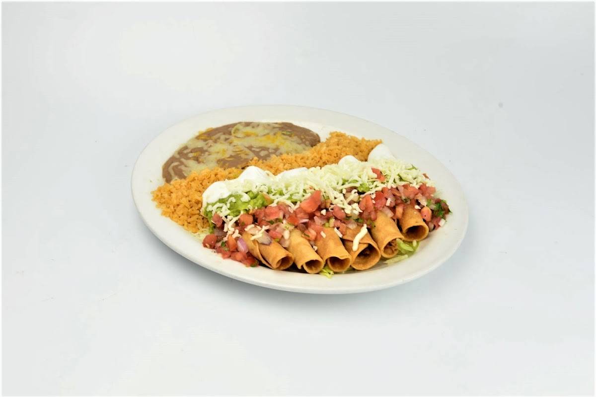 El Tesoro Taqueria and Grill restaurant in San Francisco - photo 3