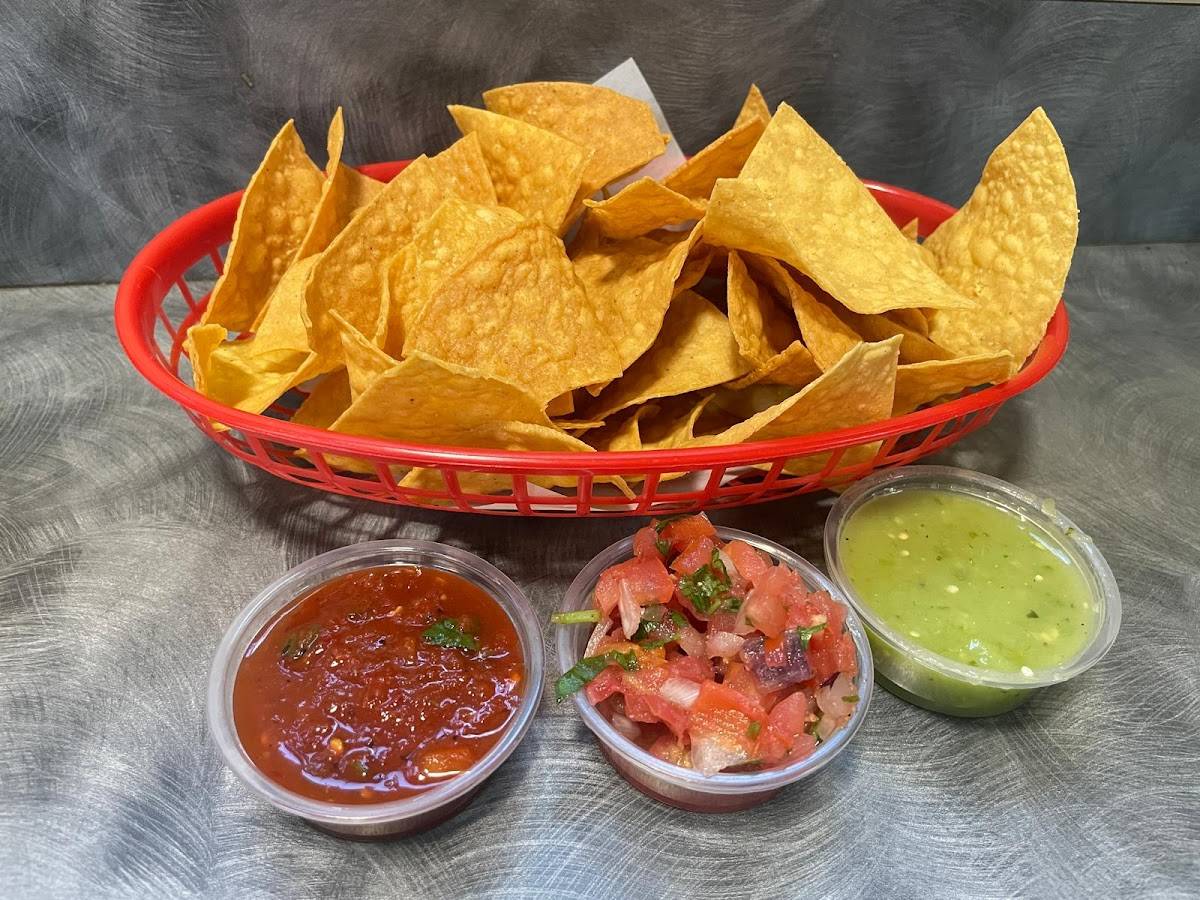 El Tesoro Taqueria and Grill restaurant in San Francisco - photo 7