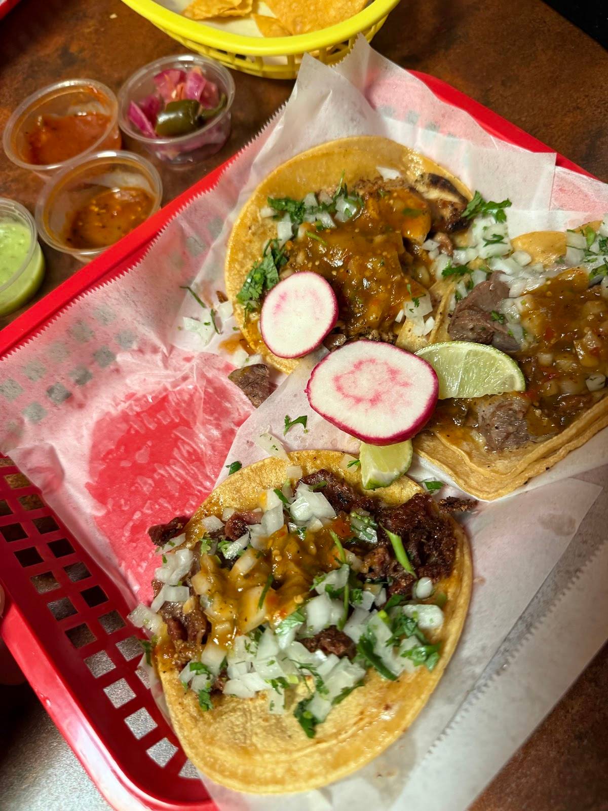 El Tesoro Taqueria and Grill restaurant in San Francisco - photo 8