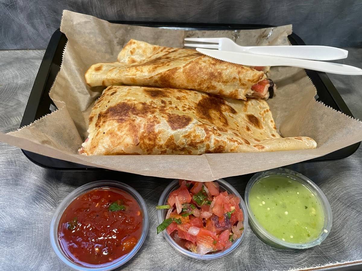 El Tesoro Taqueria and Grill restaurant in San Francisco - photo 9