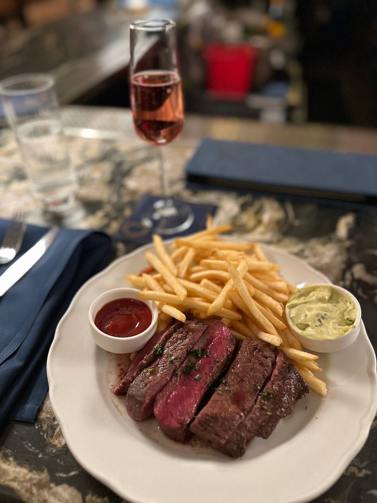 The George restaurant in Seattle - photo 10