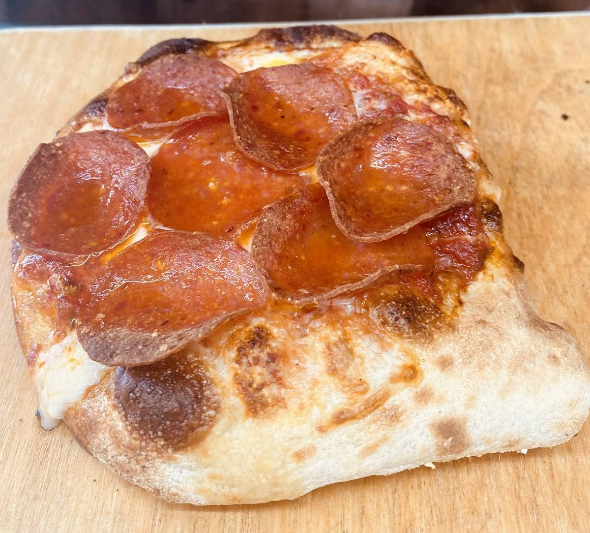 Nomads Brick Oven Pizza restaurant in Prineville - photo 2