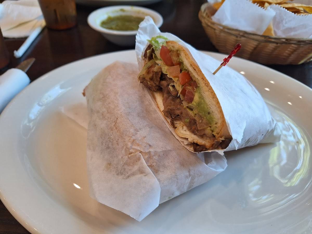 Vallejo's Restaurant restaurant in Sacramento - photo 9