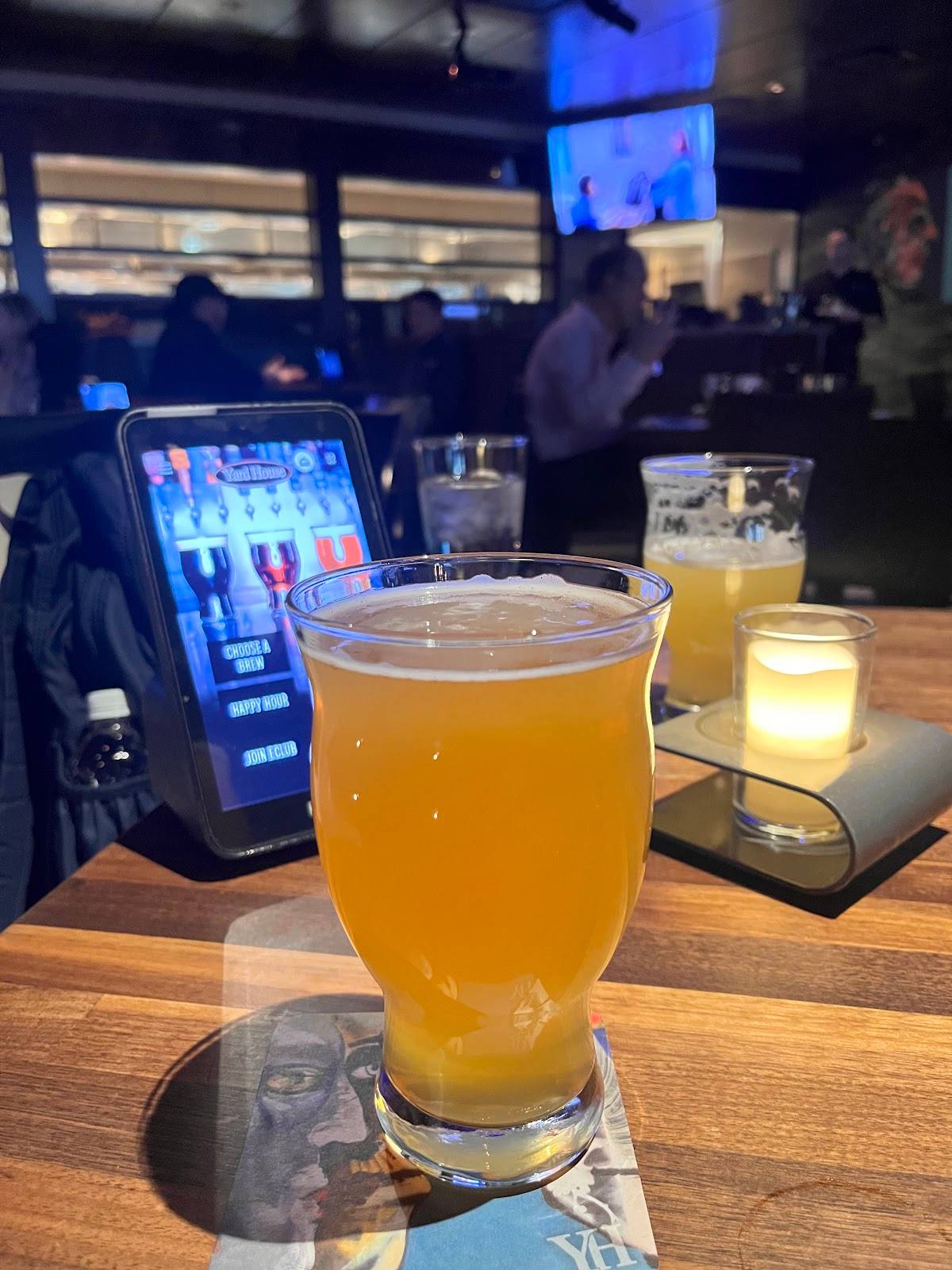 Yard House restaurant in Seattle - photo 7