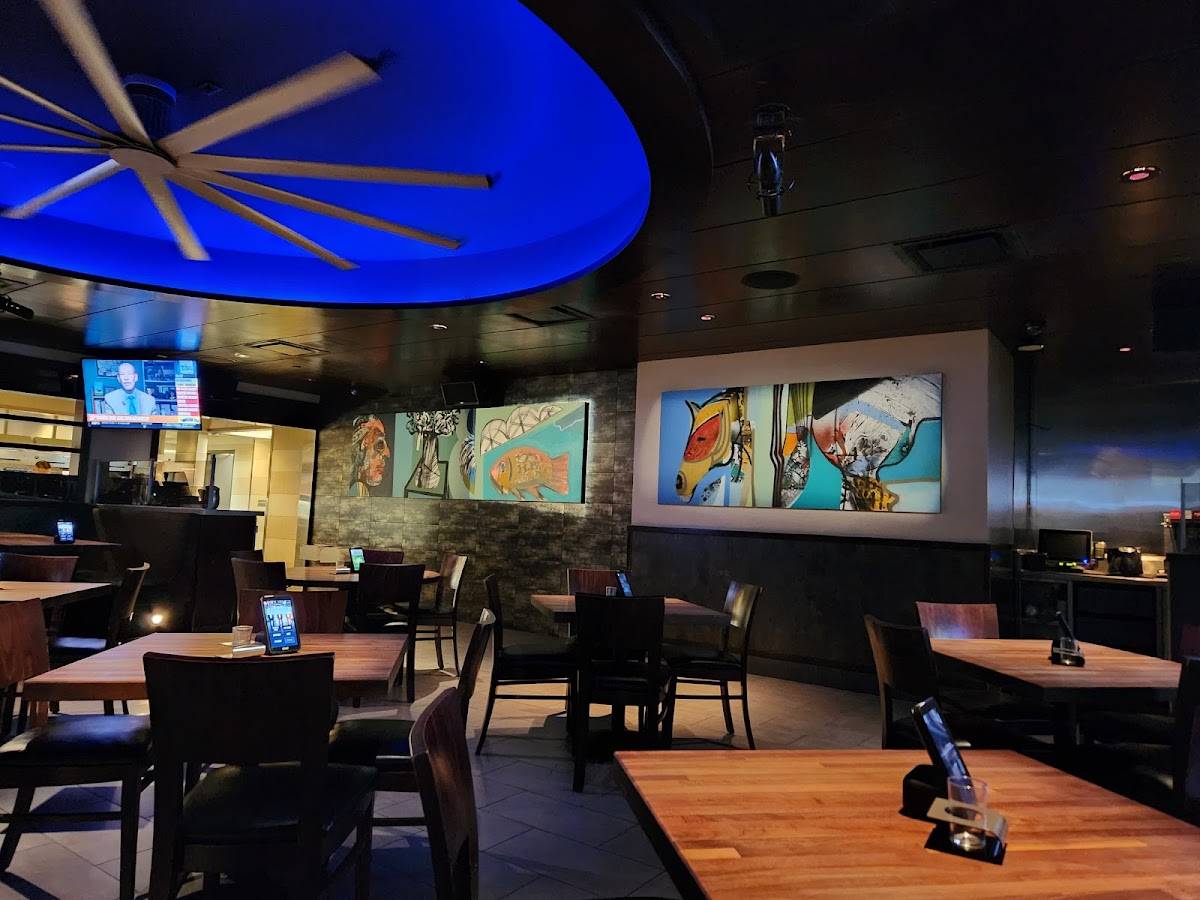 Yard House restaurant in Seattle - photo 9