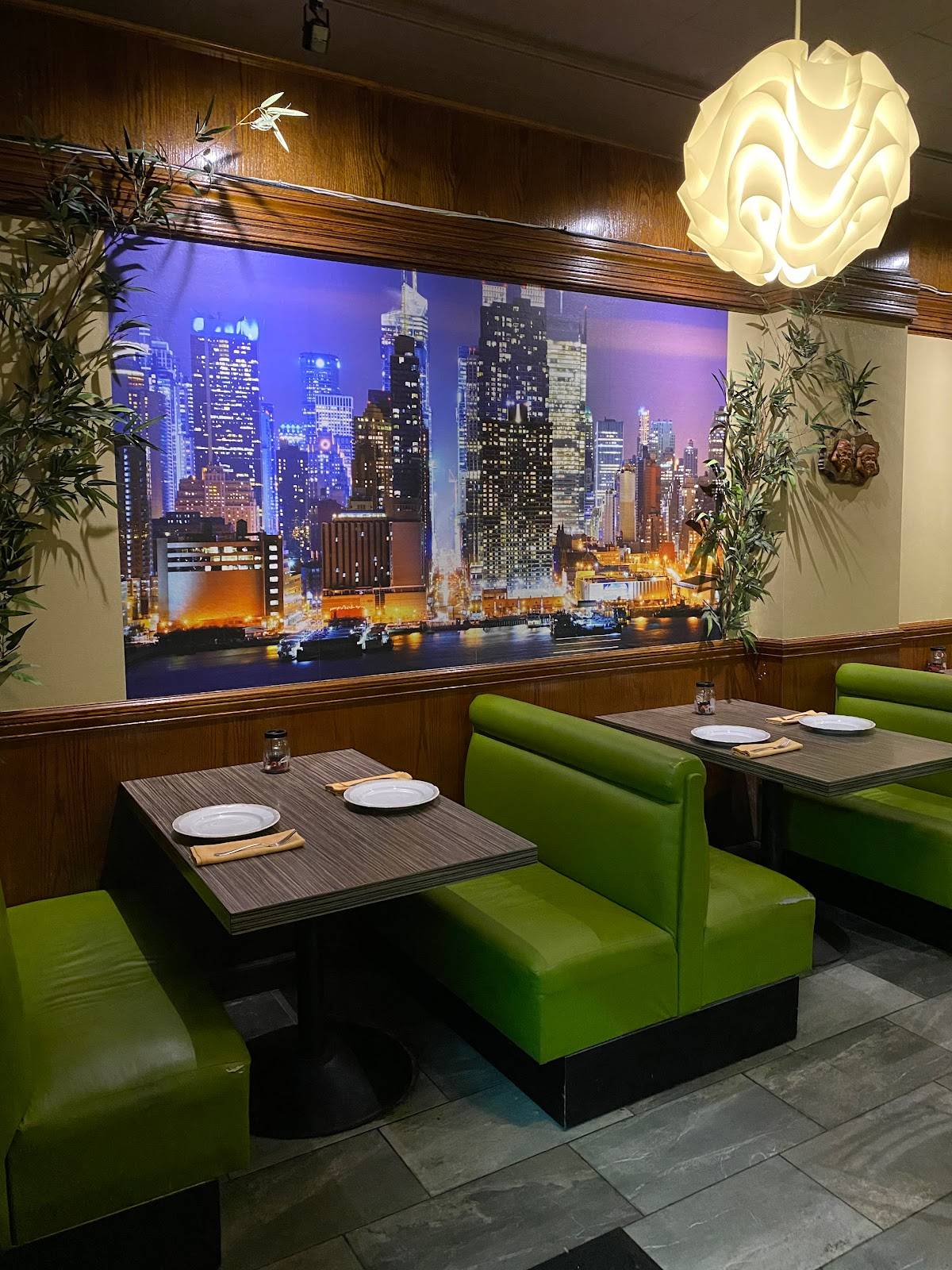 Twin Dragon Chinese Restaurant & Bar restaurant in Los Angeles - main photo