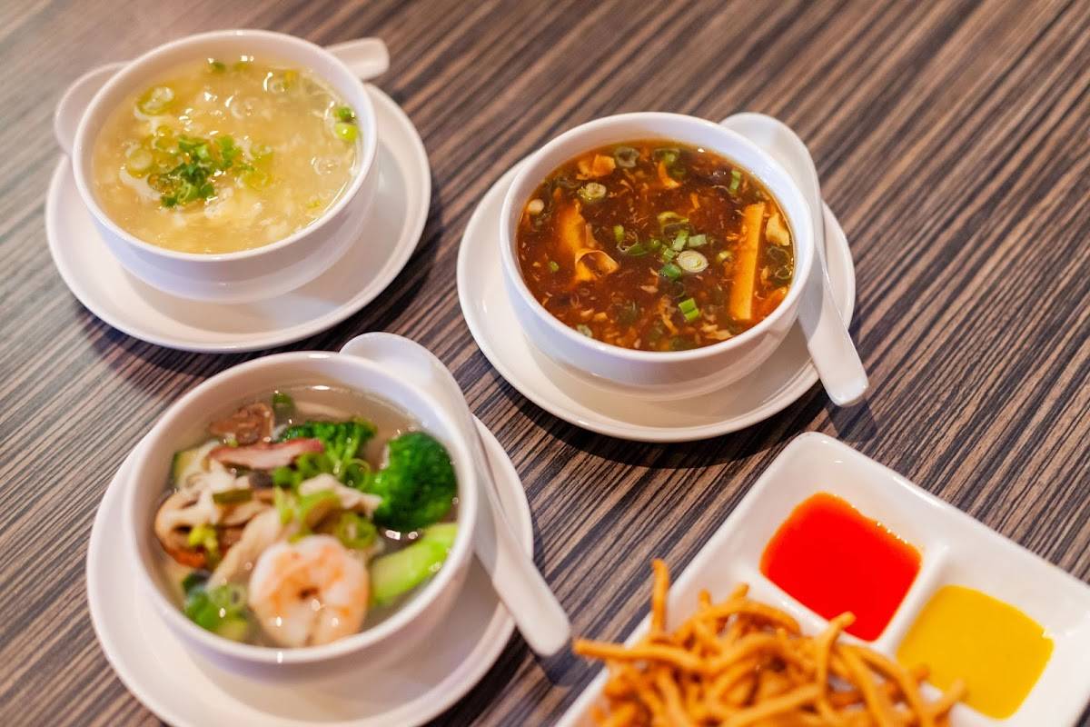 Twin Dragon Chinese Restaurant & Bar restaurant in Los Angeles - photo 2