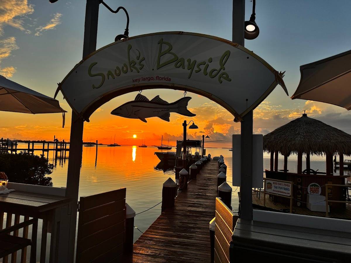 Snook's Bayside Restaurant & Grand Tiki restaurant in Key Largo - photo 4