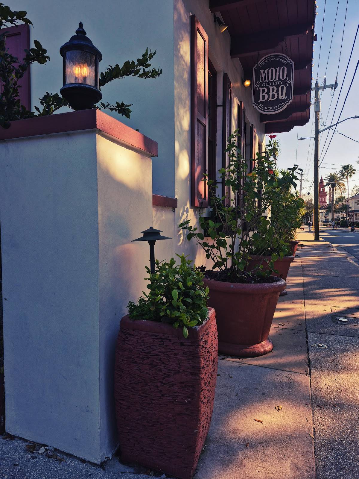 Mojo Old City BBQ restaurant in St. Augustine - photo 4