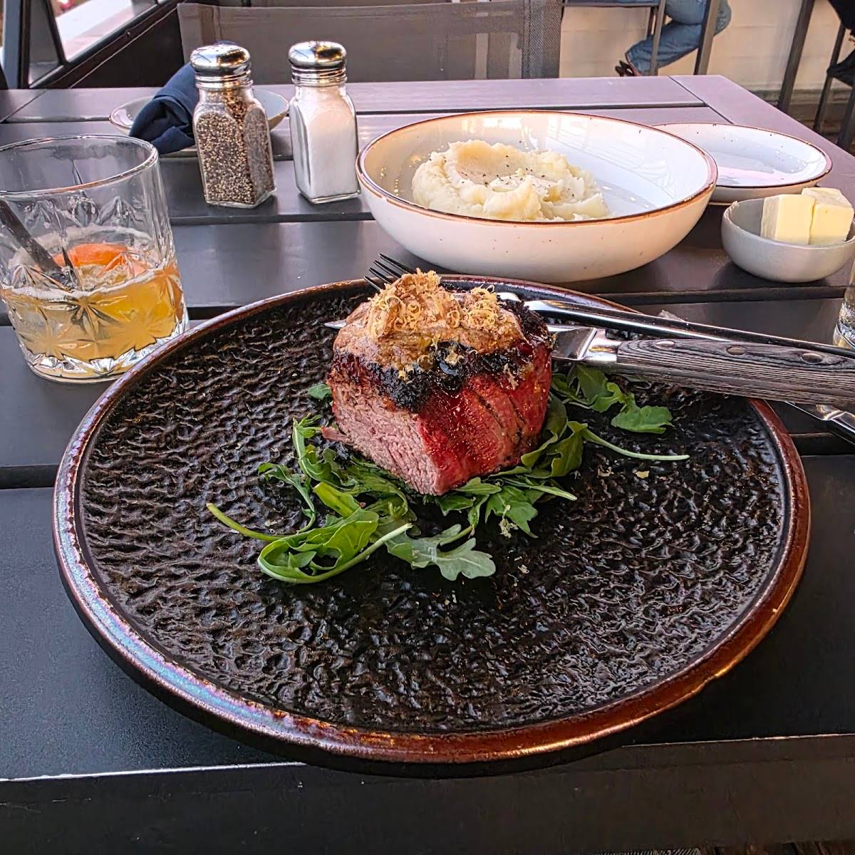 Elderwood restaurant in Visalia - photo 3
