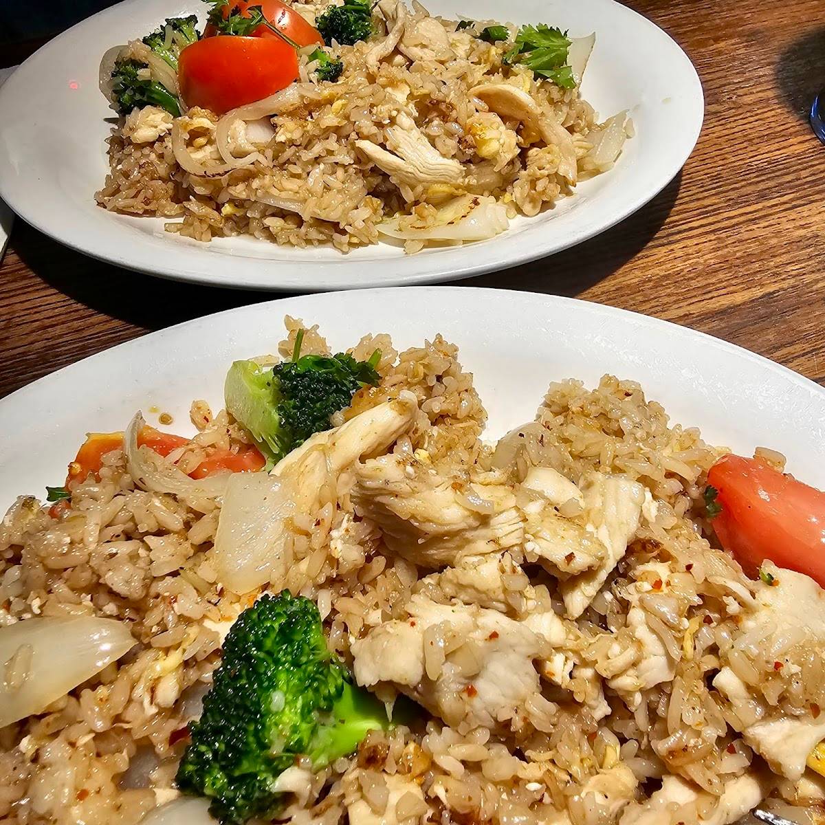 Silver Spoon Thai Restaurant & Bar restaurant in Lynnwood - photo 3