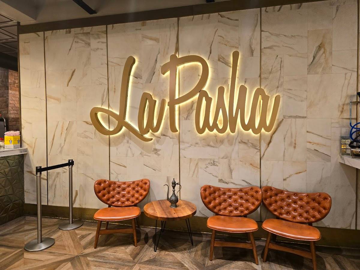 La Pasha Lounge & Grill restaurant in Houston - photo 9