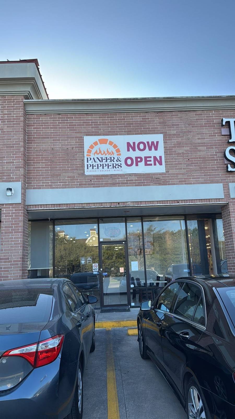 Paneer & Peppers Pizza restaurant in Houston - photo 1