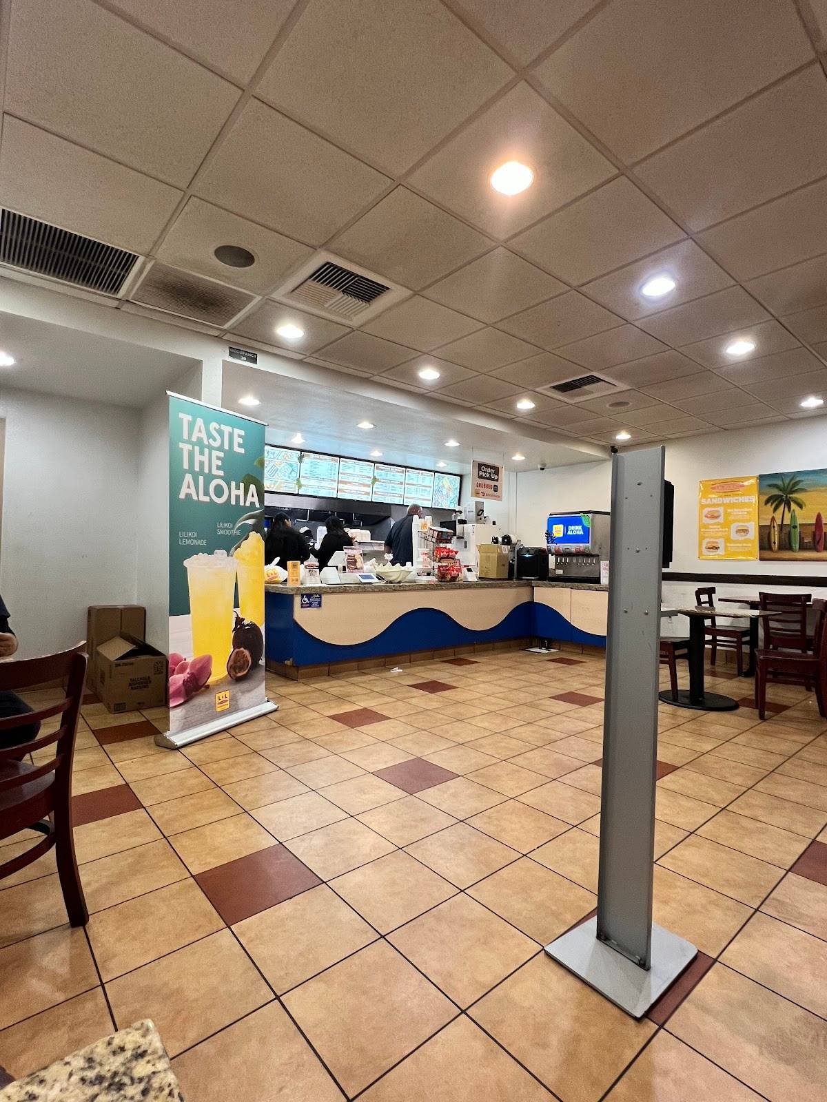 L&L Hawaiian Barbecue restaurant in San Diego - photo 3