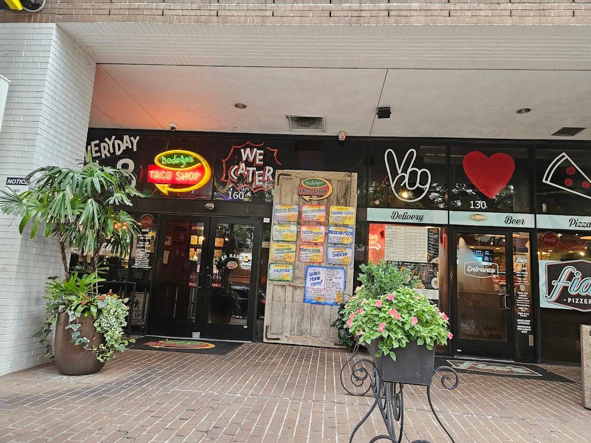 Bodegas Taco Shop restaurant in Houston - photo 5