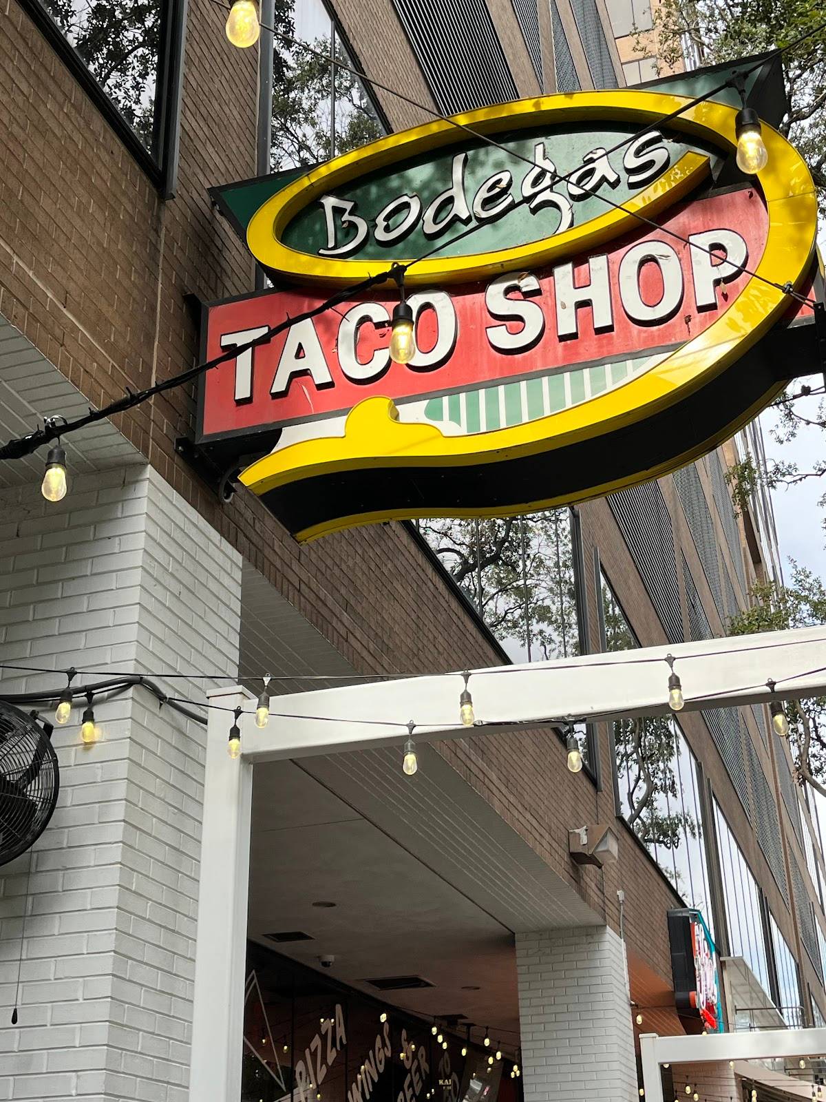 Bodegas Taco Shop restaurant in Houston - photo 9