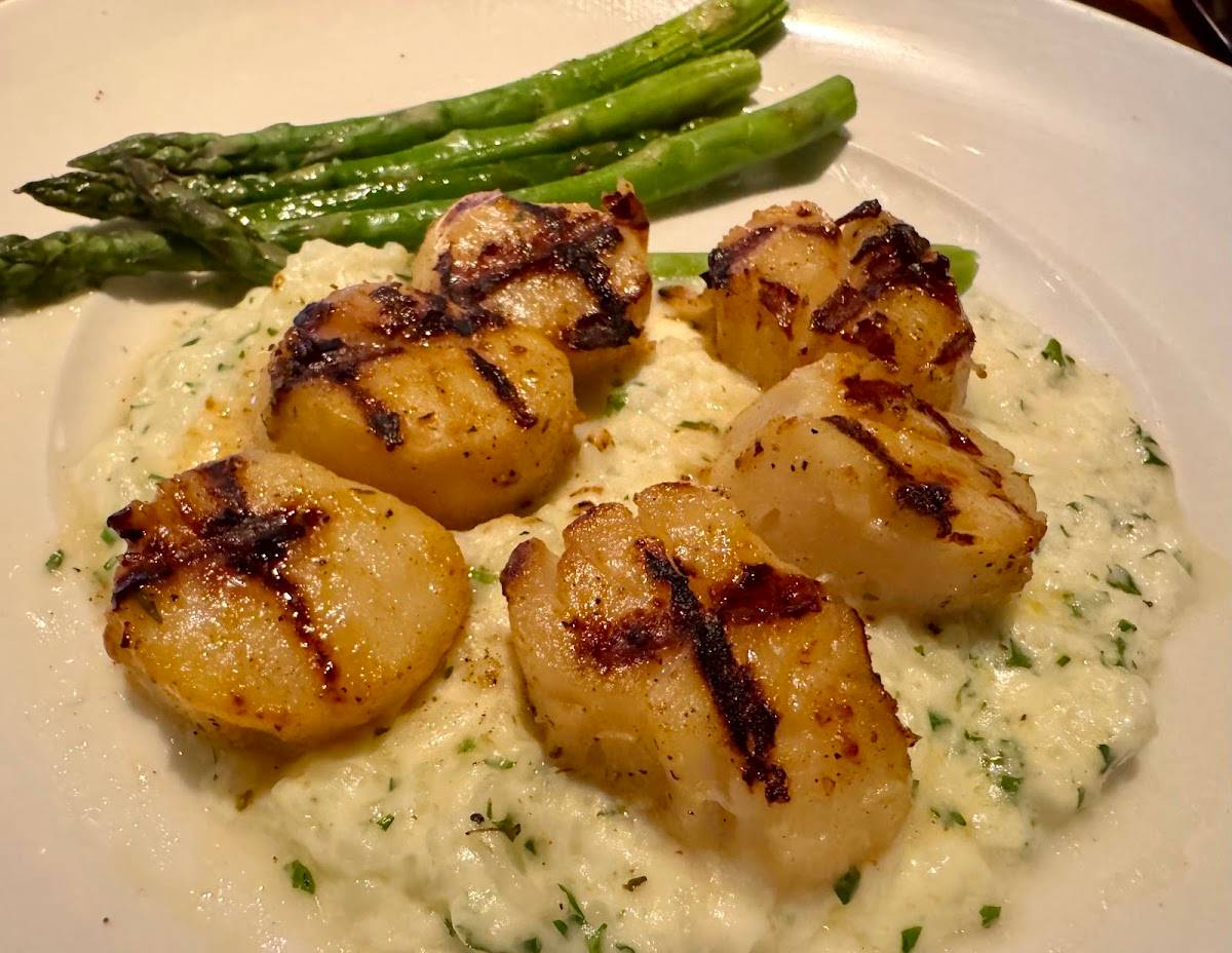 Seasons 52 restaurant in Lone Tree - photo 3