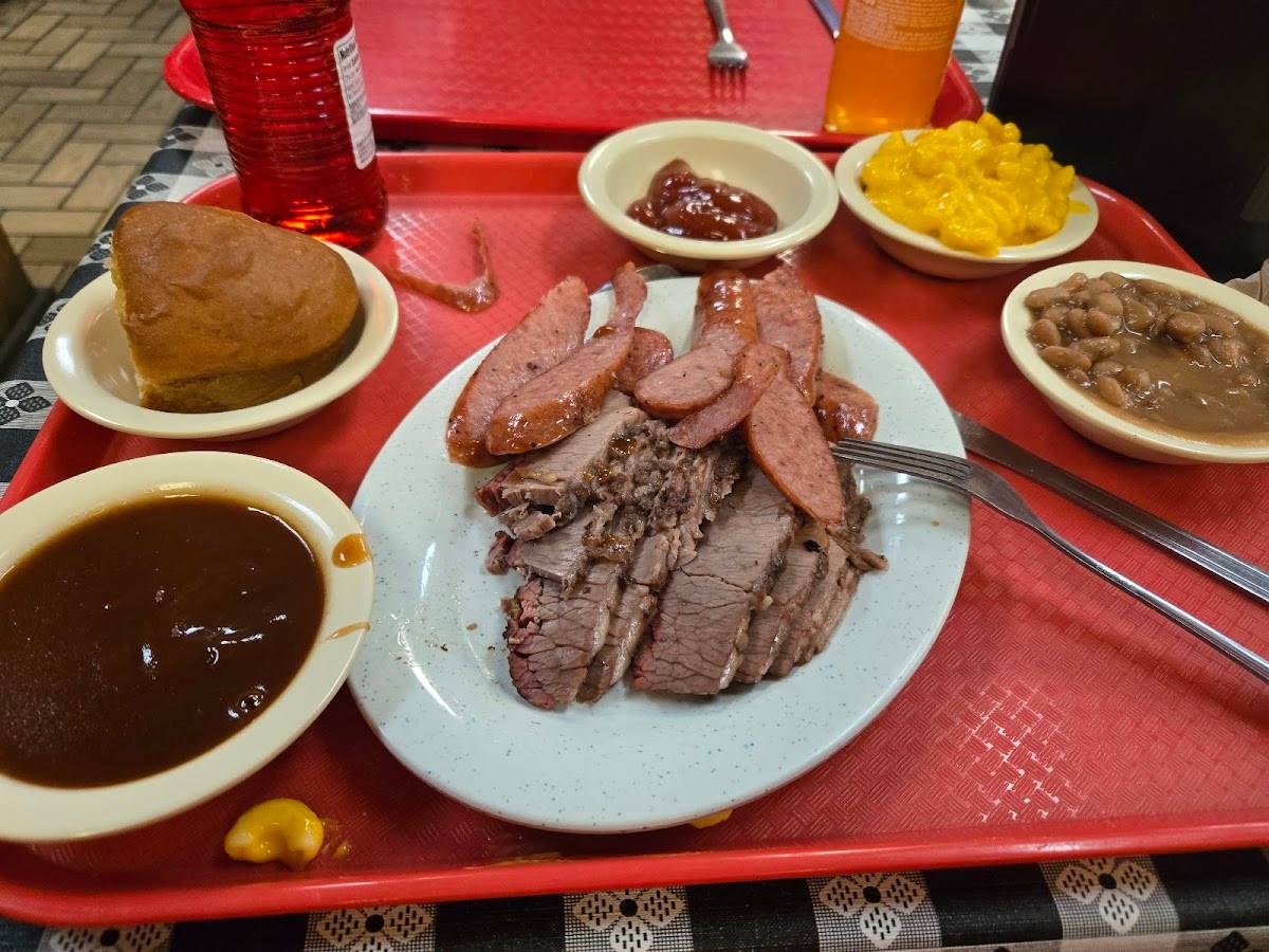 King's BBQ restaurant in La Porte - photo 6