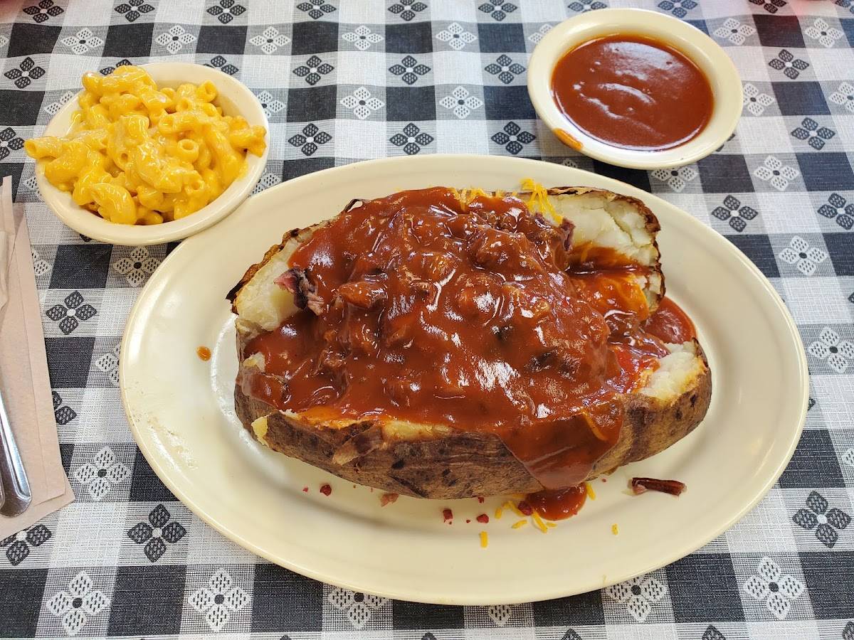 King's BBQ restaurant in La Porte - photo 7