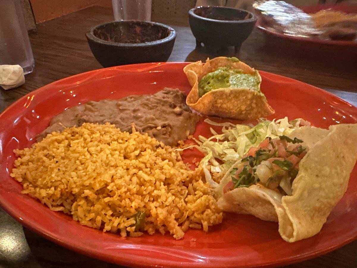 Mario's Mexican Food & Cantina restaurant in Huntington Beach - photo 2