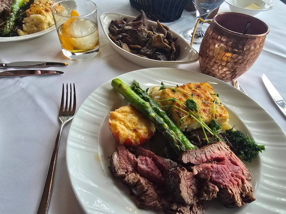 Pepper Tree Restaurant restaurant in Colorado Springs - photo 7