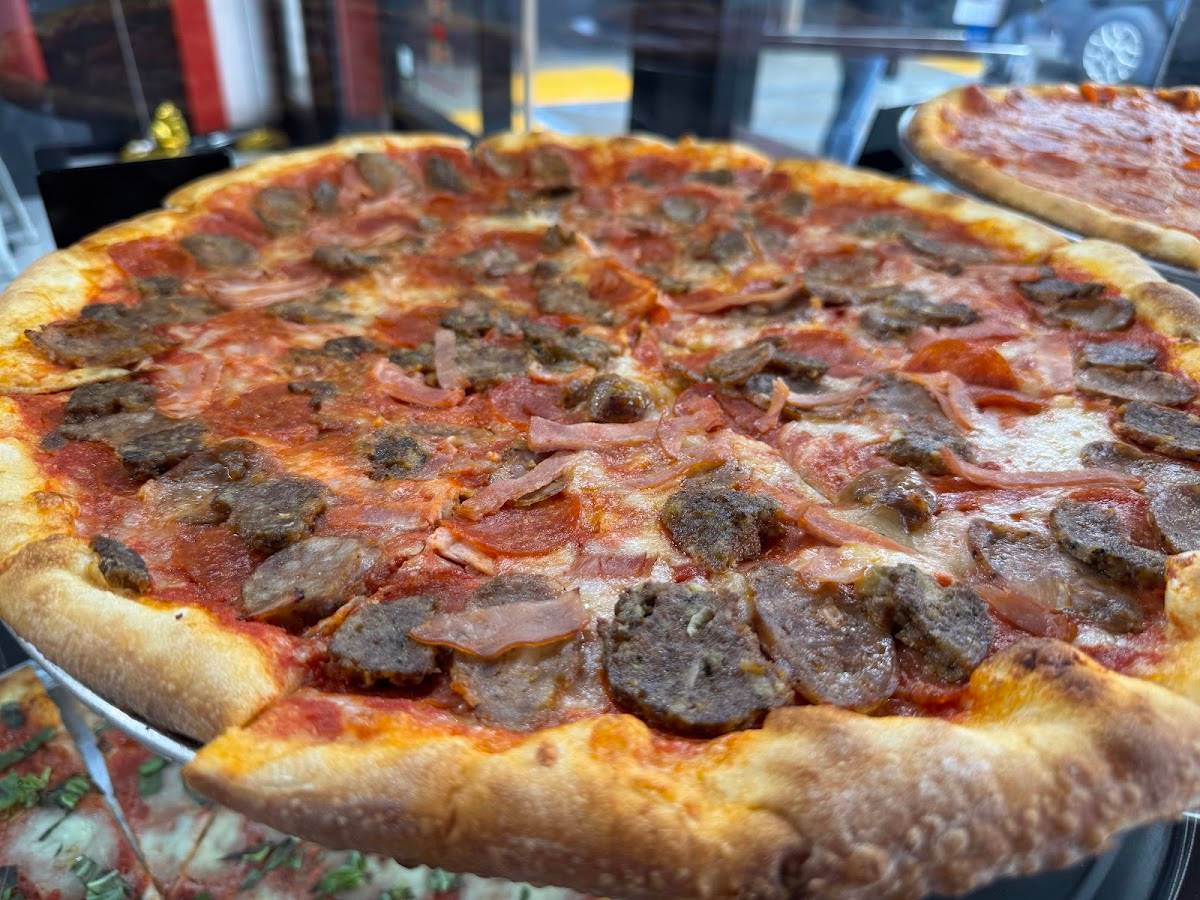 Varilla Pizza and Pasta restaurant in Los Angeles - photo 3