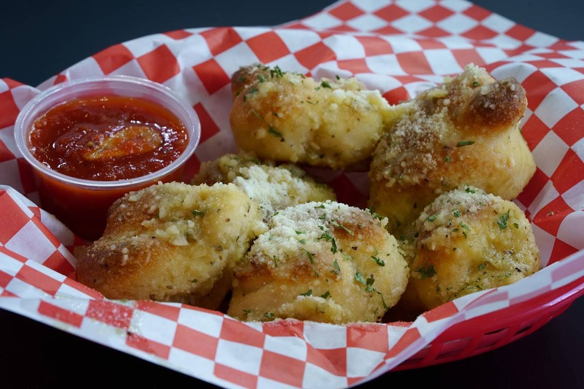 Varilla Pizza and Pasta restaurant in Los Angeles - photo 6