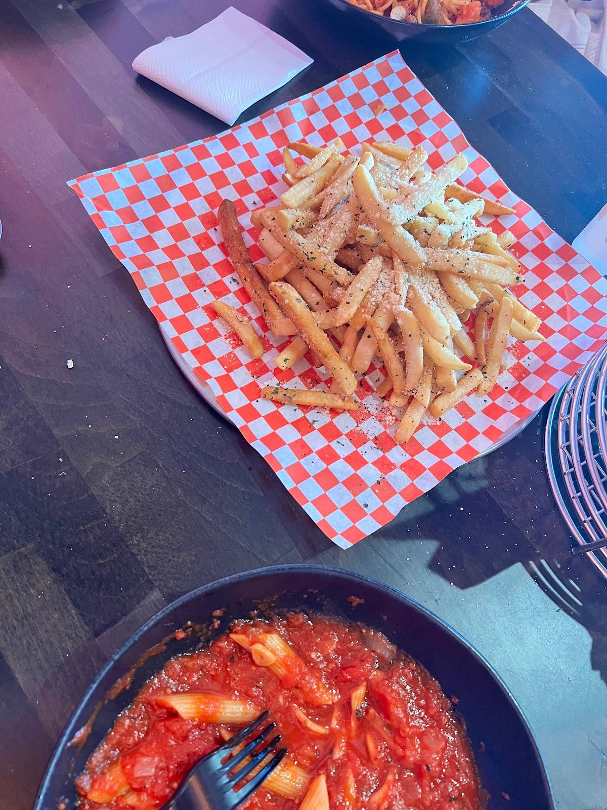 Varilla Pizza and Pasta restaurant in Los Angeles - photo 7