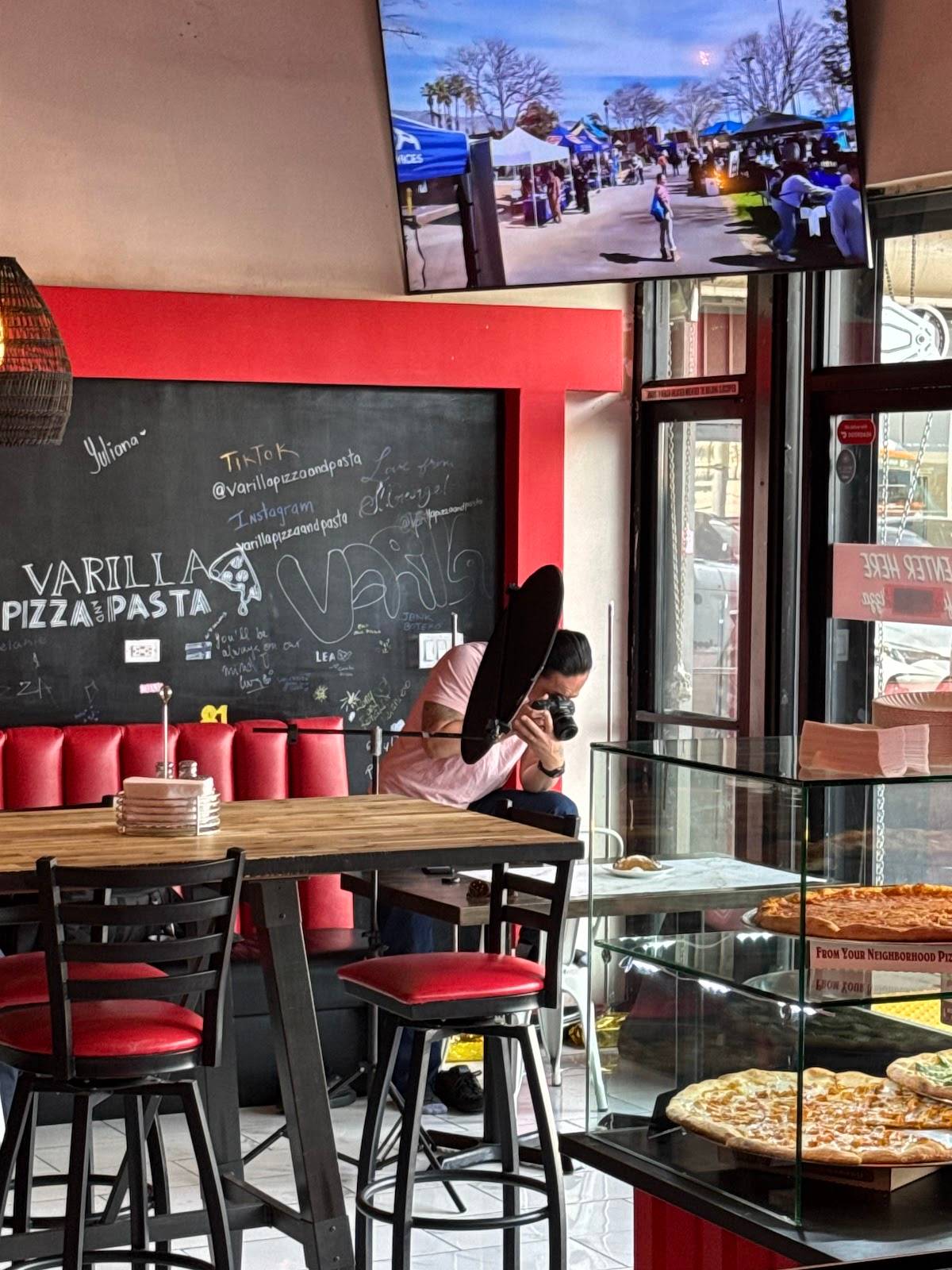 Varilla Pizza and Pasta restaurant in Los Angeles - photo 9
