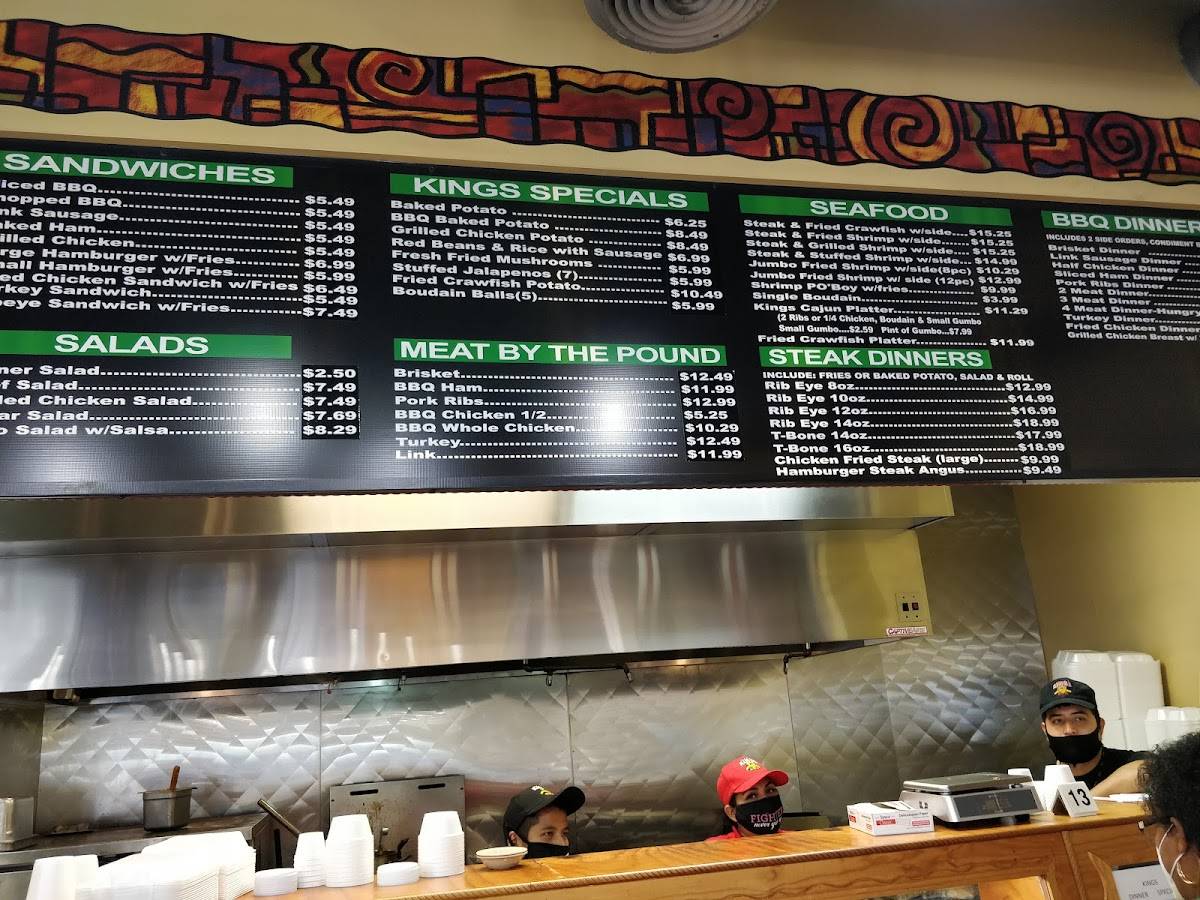 King's BBQ restaurant in Baytown - photo 3
