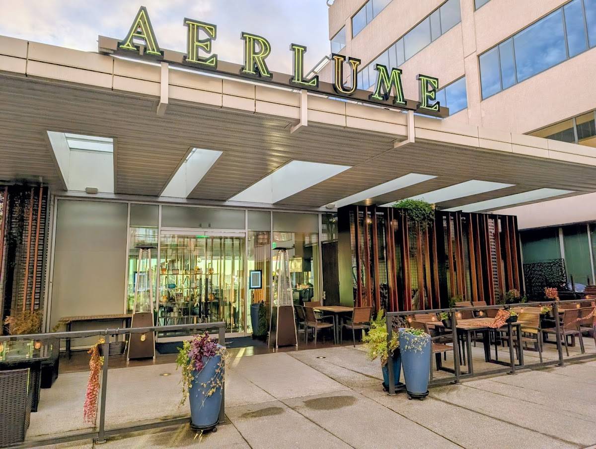 Aerlume Seattle restaurant in Seattle - photo 2