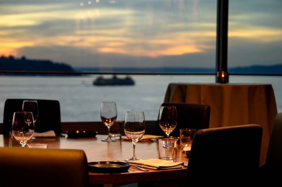 Aerlume Seattle restaurant in Seattle - photo 6