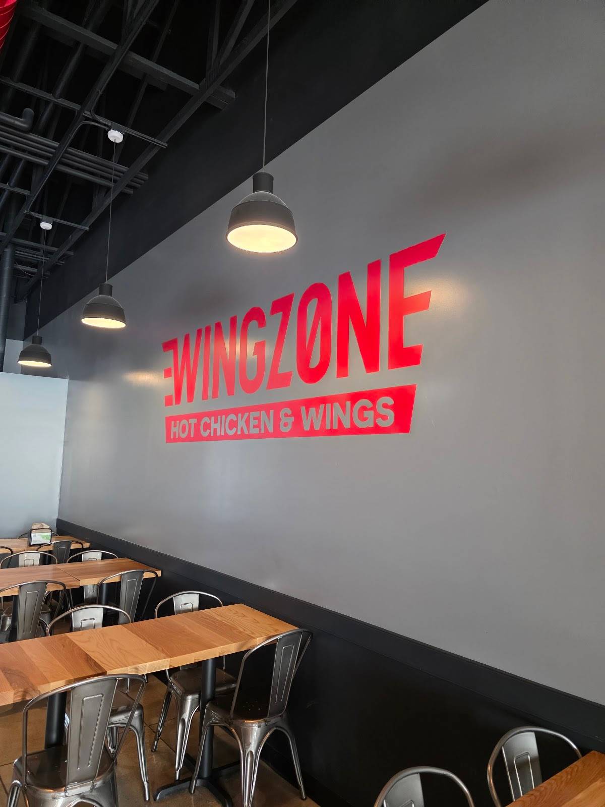 Wing Zone restaurant in Reno - photo 6