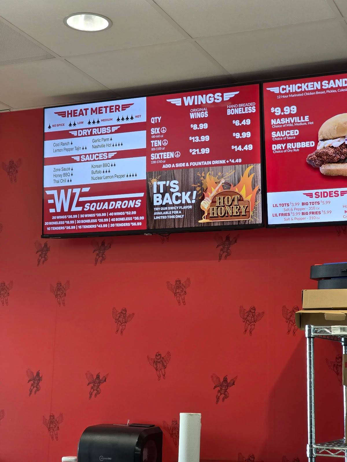 Wing Zone restaurant in Reno - photo 8