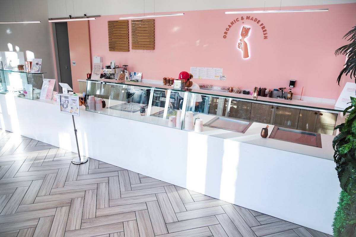Holy Roly Ice Cream restaurant in Los Angeles - main photo